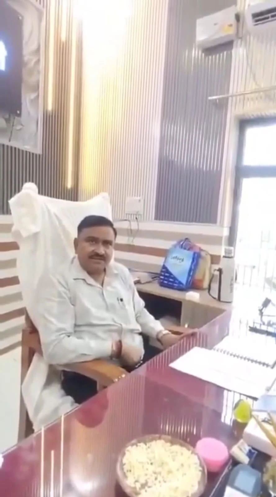 कासगंज में कमीशनखोरी के आरोप से मचा हड़कंप! BDO के कथित वीडियो में 10%, 4% और 5% हिस्से की चर्चा
