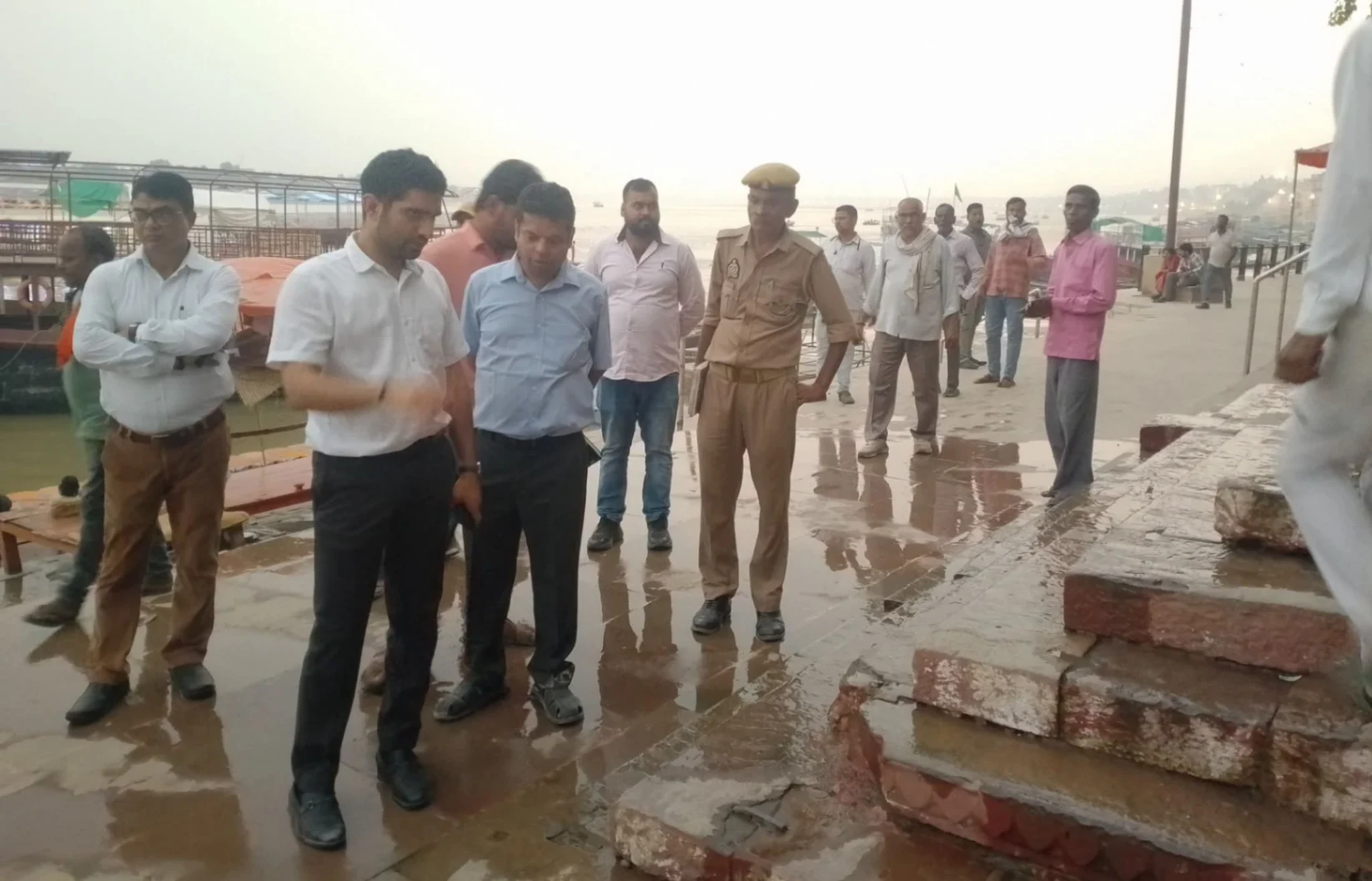 वाराणसी में एयर शो की तैयारियां तेज! नगर आयुक्त ने राजघाट से नमो घाट तक परखी व्यवस्थाएं, सफाई और अतिक्रमण पर सख्त निर्देश