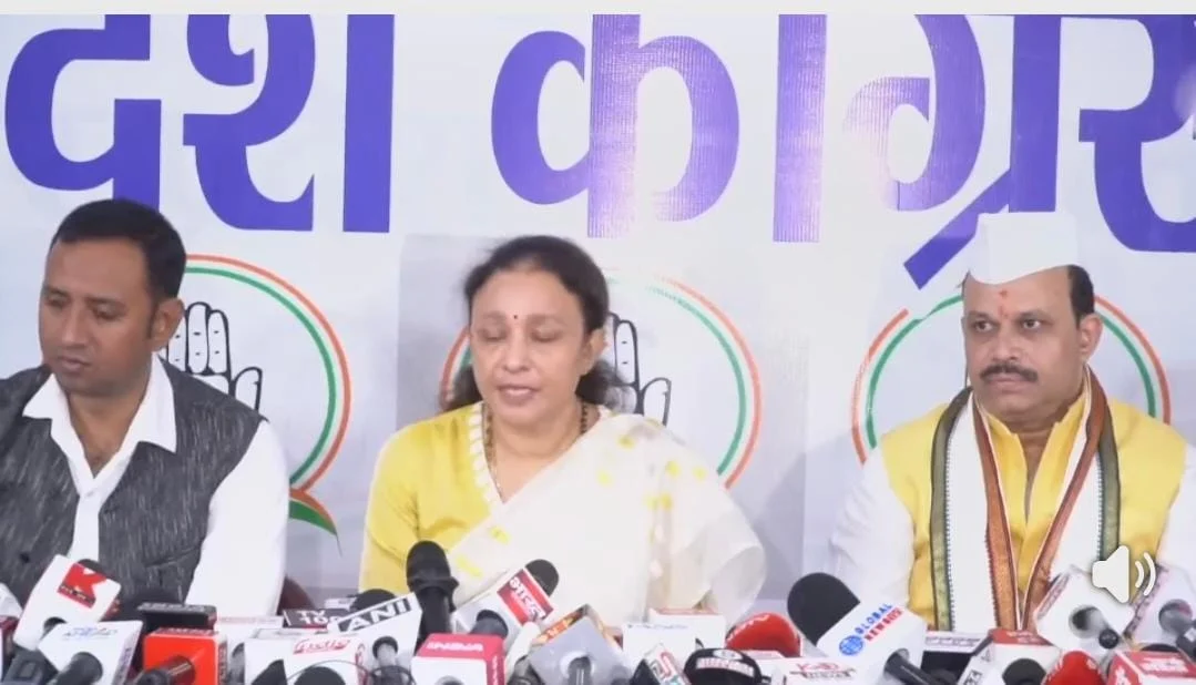 आराधना मिश्रा ‘मोना’ ने मनरेगा में कथित भ्रष्टाचार पर उठाए सवाल, पंचायत चुनाव को लेकर भी भाजपा सरकार को घेरा