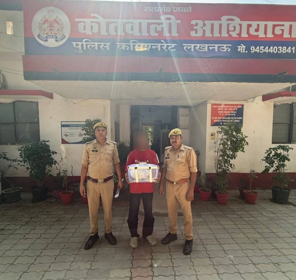 ओवरलोडिंग के खिलाफ बड़ी कार्रवाई: प्रयागराज में परिवहन विभाग के 7 प्रवर्तन कर्मी निलंबित